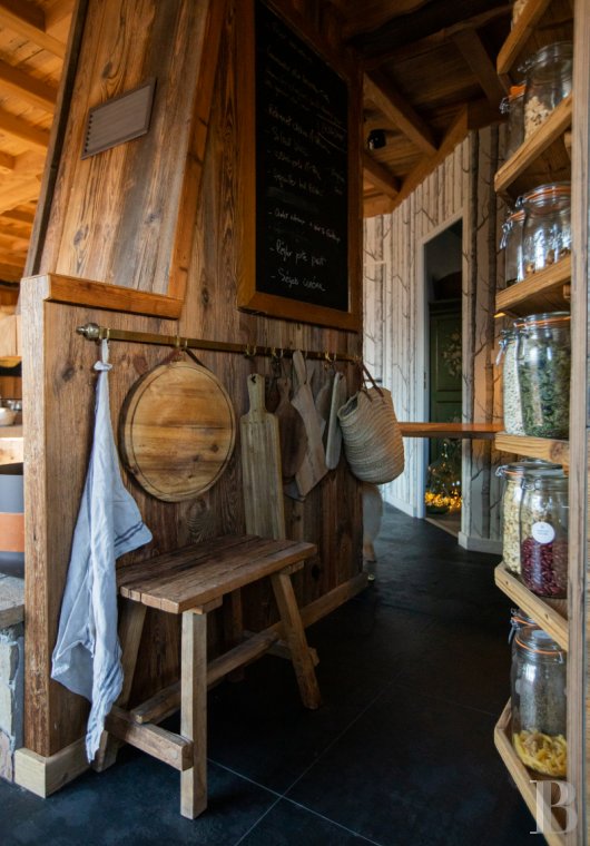 À Cordon, en Haute-Savoie, un chalet raffiné ouvert sur la chaîne du Mont-Blanc - photo  n°12